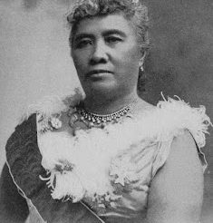 Queen Liliuokalani posing in a picture